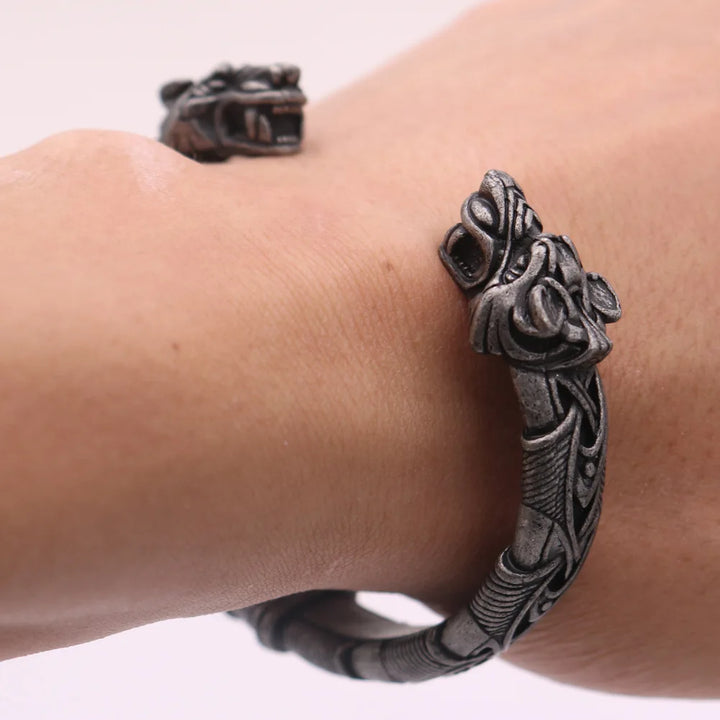 Howl of the North: Viking Wolf Head Bracelet