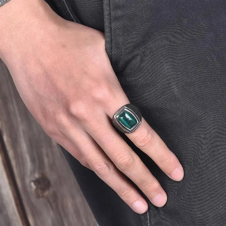 Green Machine: The Punk Rocker’s Dream Ring!