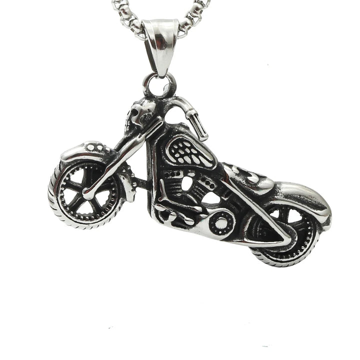 Soul Rider: The Ultimate Biker Skull Pendant for Fearless Souls!