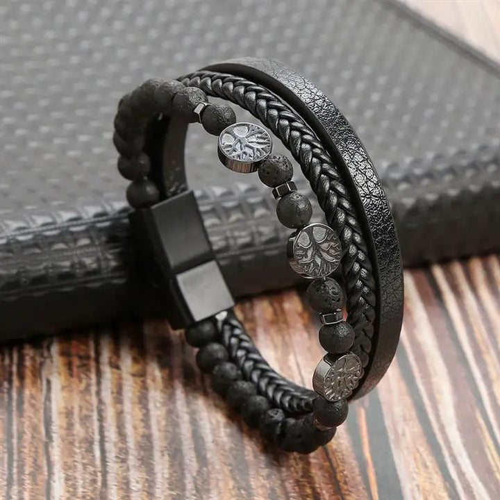 The Ultimate Arm Candy: Hand-Woven Leather Bracelet for the Modern Man!