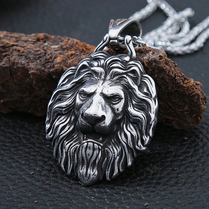 Roaring Style: The Hip-Hop Lion Head Pendant for Fearless Fashion!