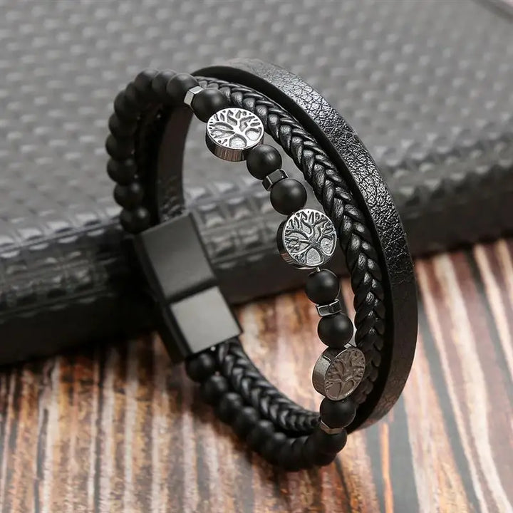 The Ultimate Arm Candy: Hand-Woven Leather Bracelet for the Modern Man!