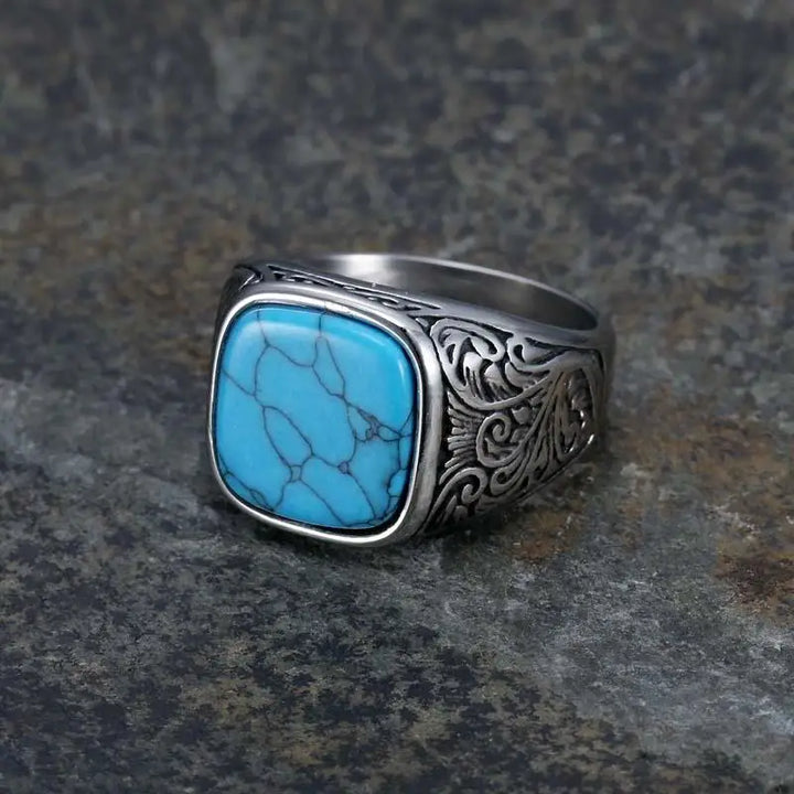 Square It Up: The Vintage Ring That’s Totally On Point!