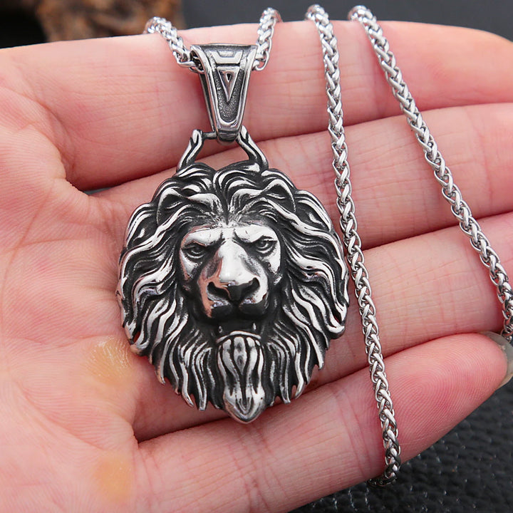 Roaring Style: The Hip-Hop Lion Head Pendant for Fearless Fashion!