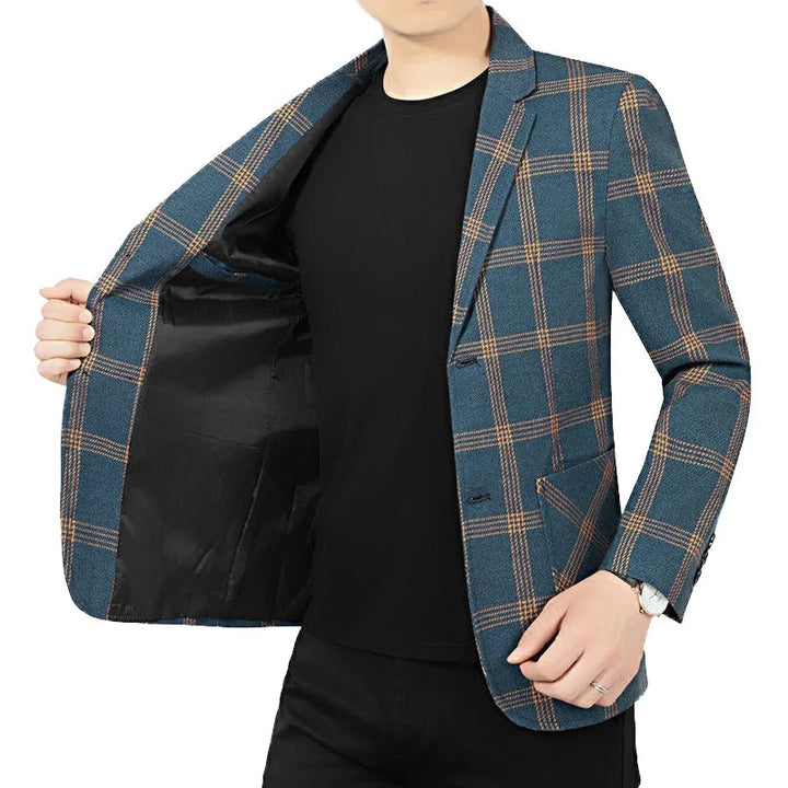 Plaid Perfection: The Lightweight Business-Casual Blazer