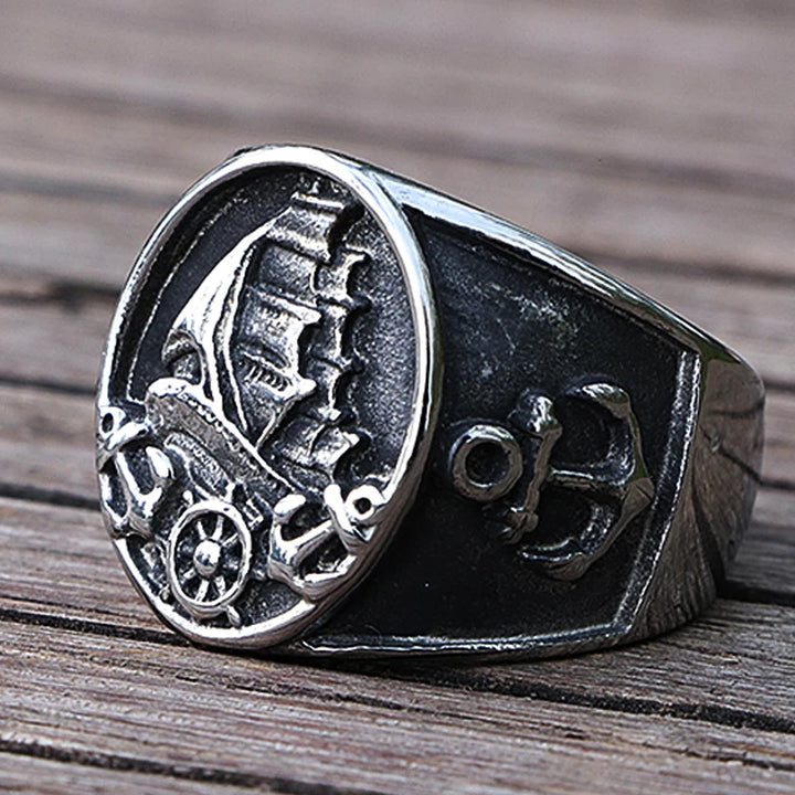 Sailor's Pride: The Ultimate Viking Pirate Ring for Adventurous Souls!