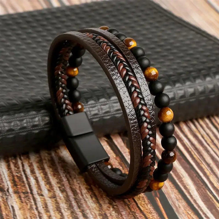 The Ultimate Arm Candy: Hand-Woven Leather Bracelet for the Modern Man!