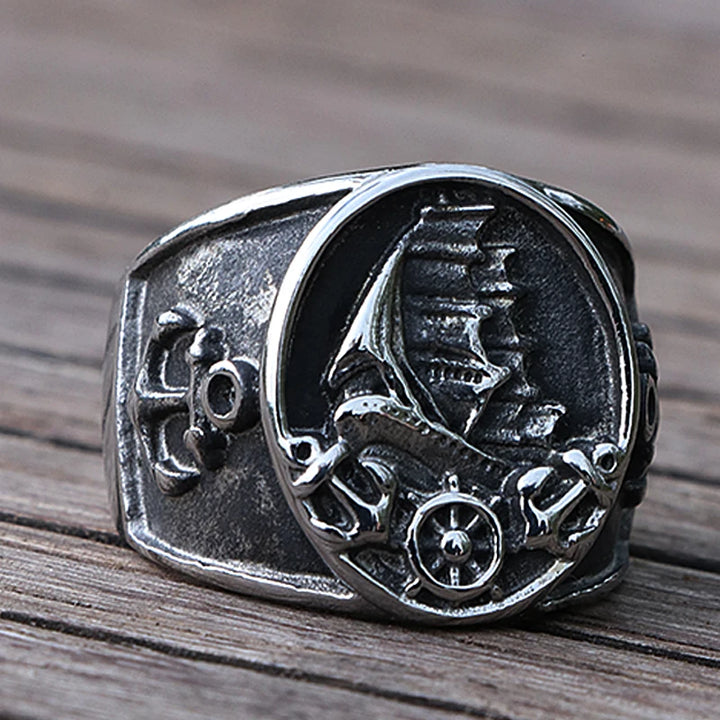 Sailor's Pride: The Ultimate Viking Pirate Ring for Adventurous Souls!