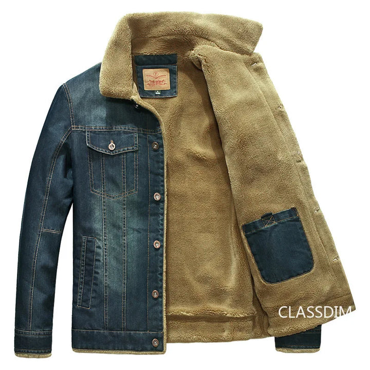 Cozy Cool: Fleece-Lined Denim Jacket – Stay Warm, Look Sharp!