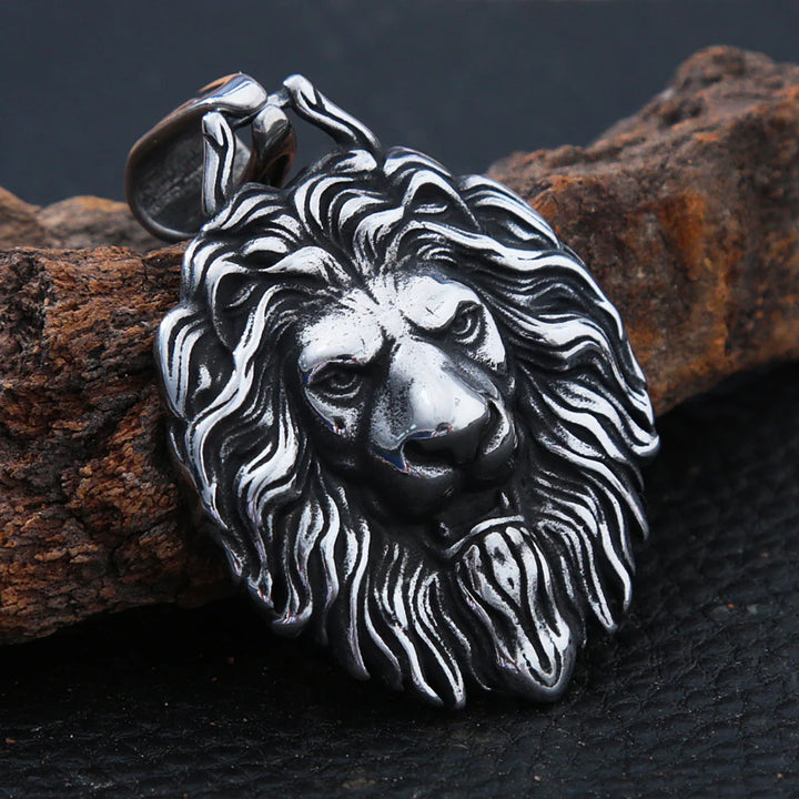 Roaring Style: The Hip-Hop Lion Head Pendant for Fearless Fashion!